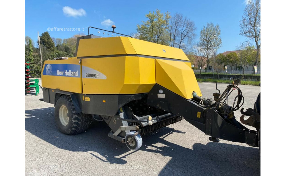 New Holland BB 960A Used - 2