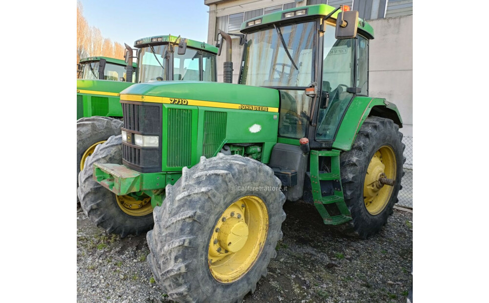 John Deere 7710 Used - 1