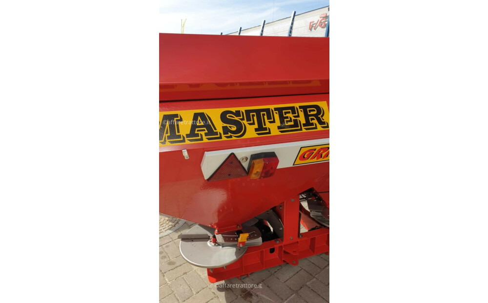 Grass-Rol Fertilizer spreader MASTER 1200l - 2