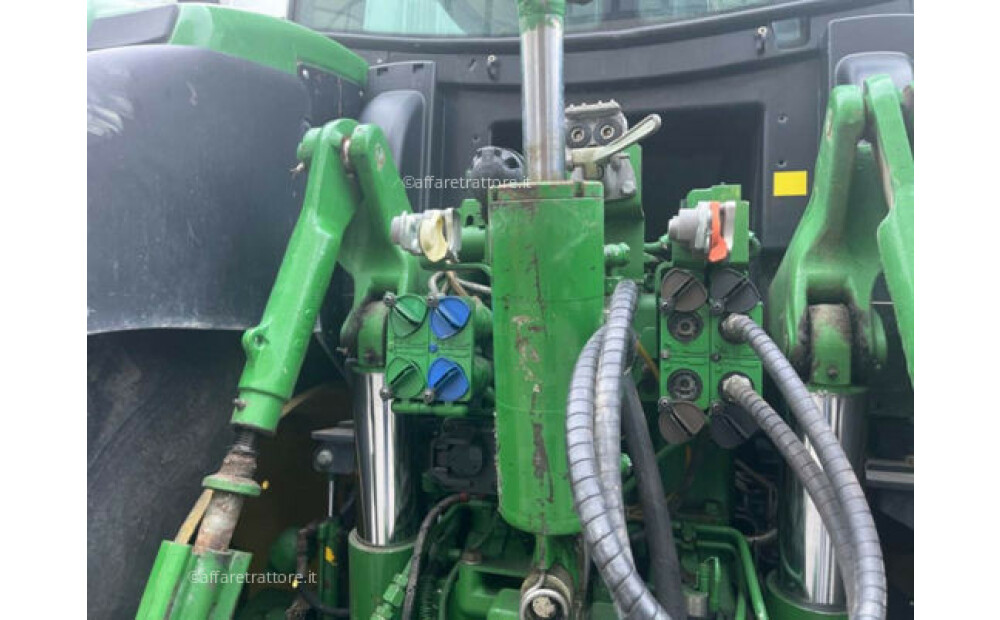 John Deere 6210 R AutoPower Used - 11