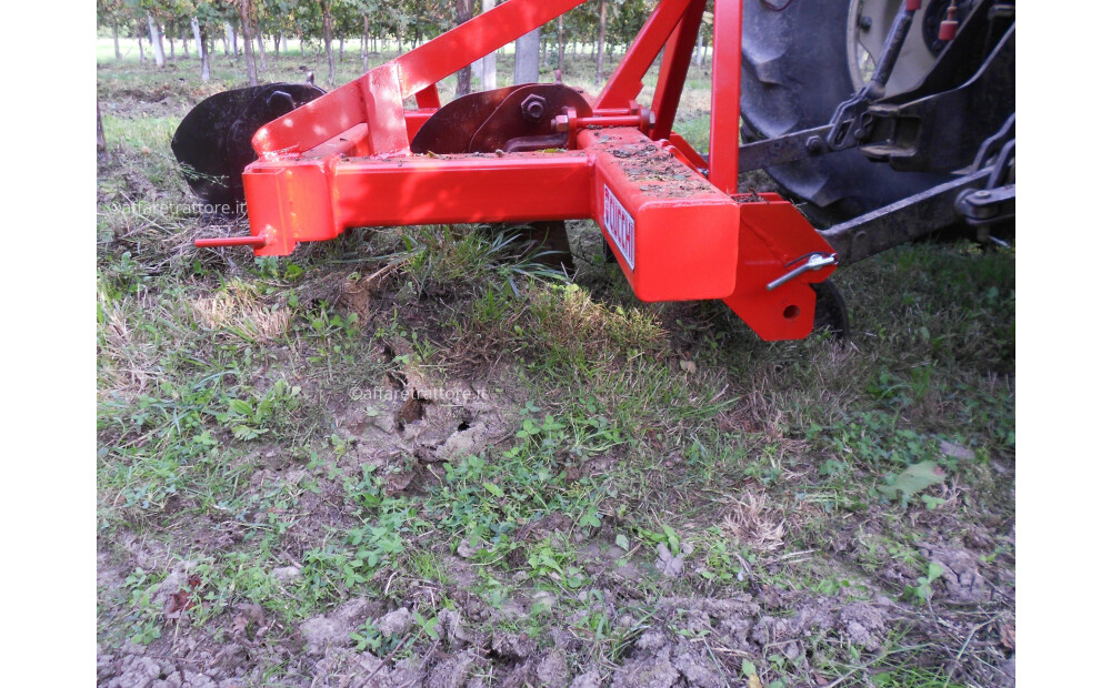 SUBSOILER FOR VINEYARDS AND ORCHARDS New - 3