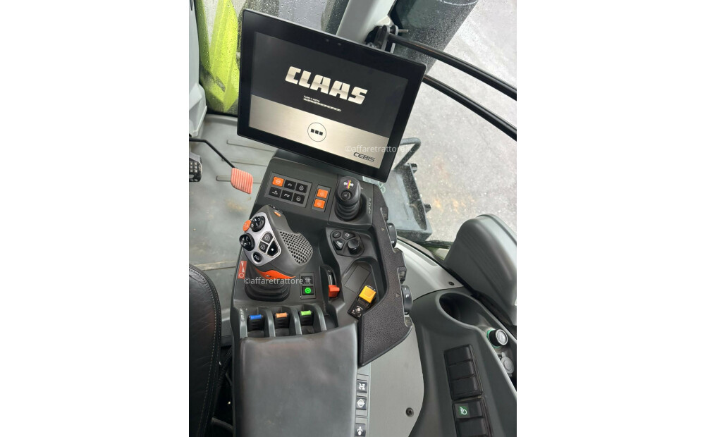 Claas AXION 950 Used - 2