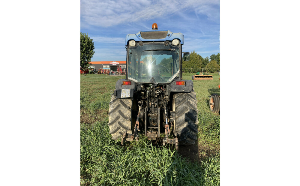 New Holland TN85FA Used - 4