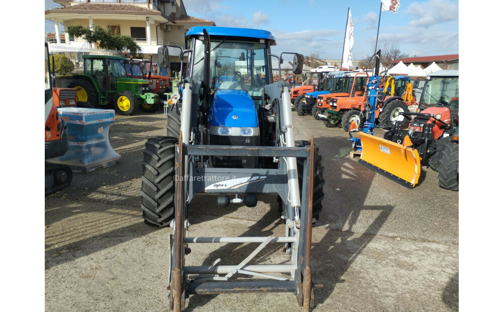 New Holland TD5050 Used - 5