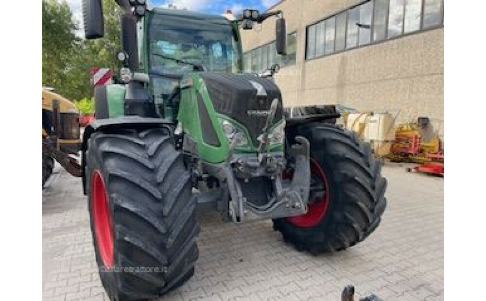 Fendt 724 VARIO SCR PROFI Used - 4