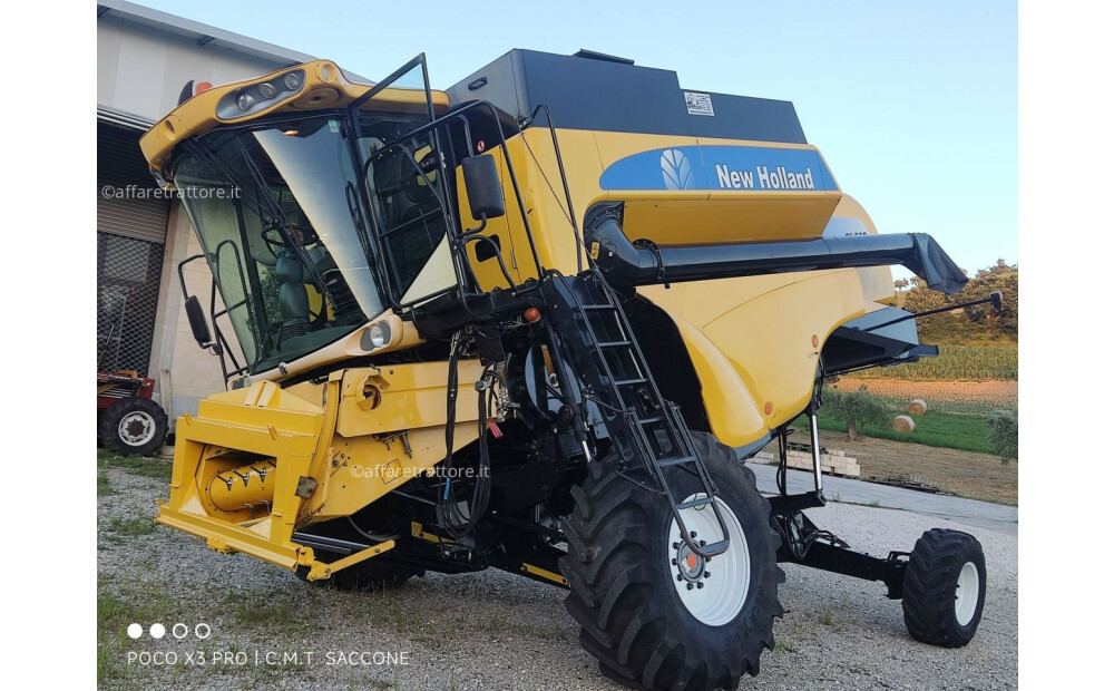 New Holland CL 560 Used - 1