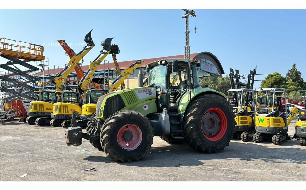 Claas AXION 850 Used - 1