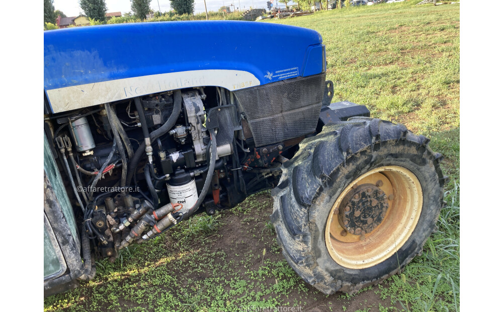 New Holland TN85FA Used - 6