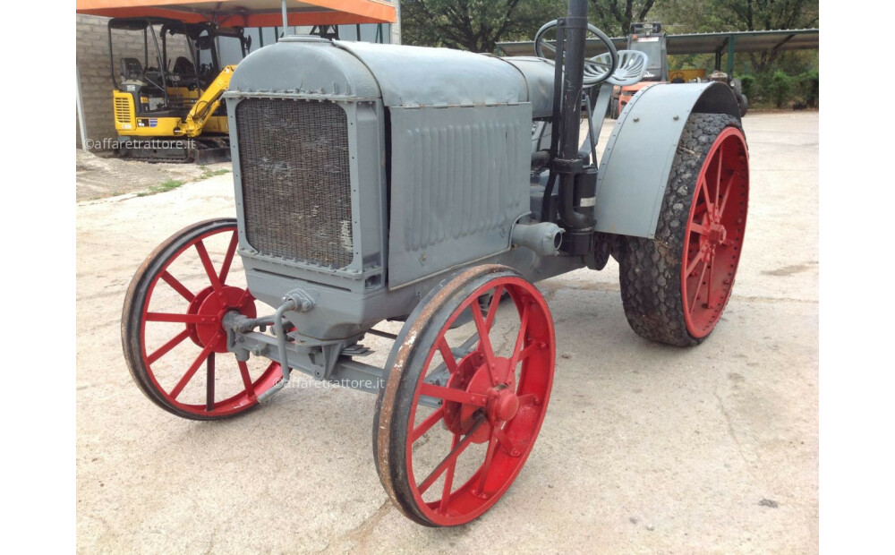 International Harvester IH Used - 2