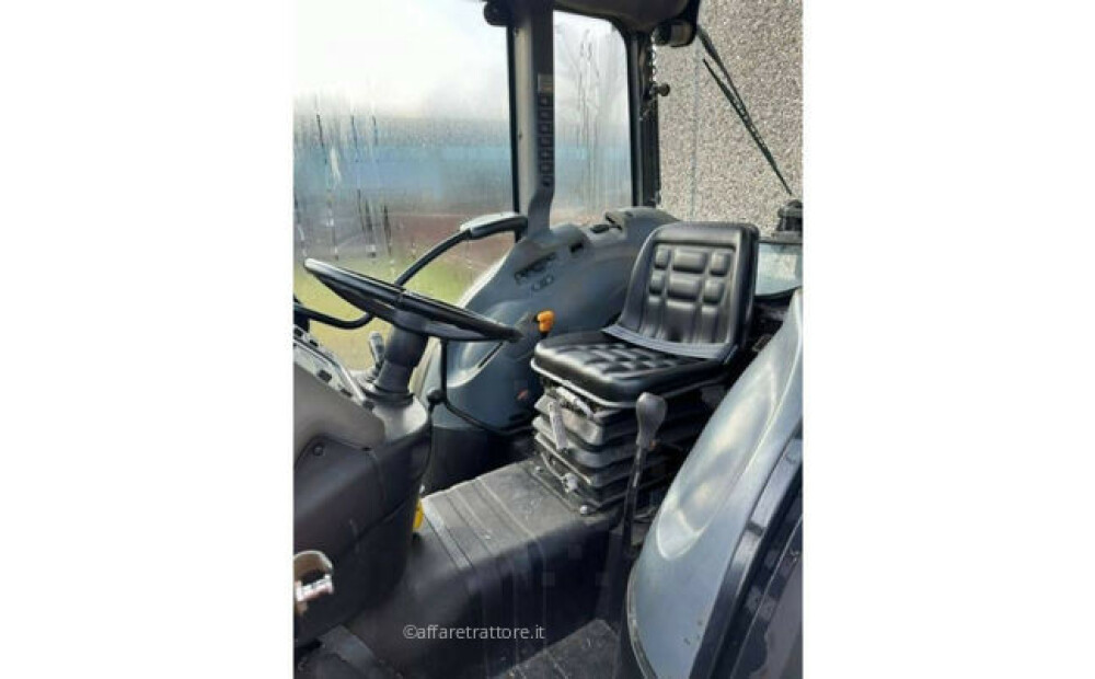 New Holland TN 90 Used - 4