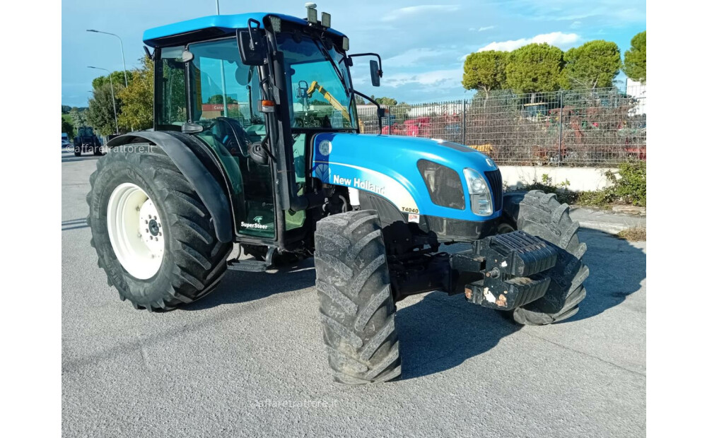 New Holland T4040 DELUXE Used - 2