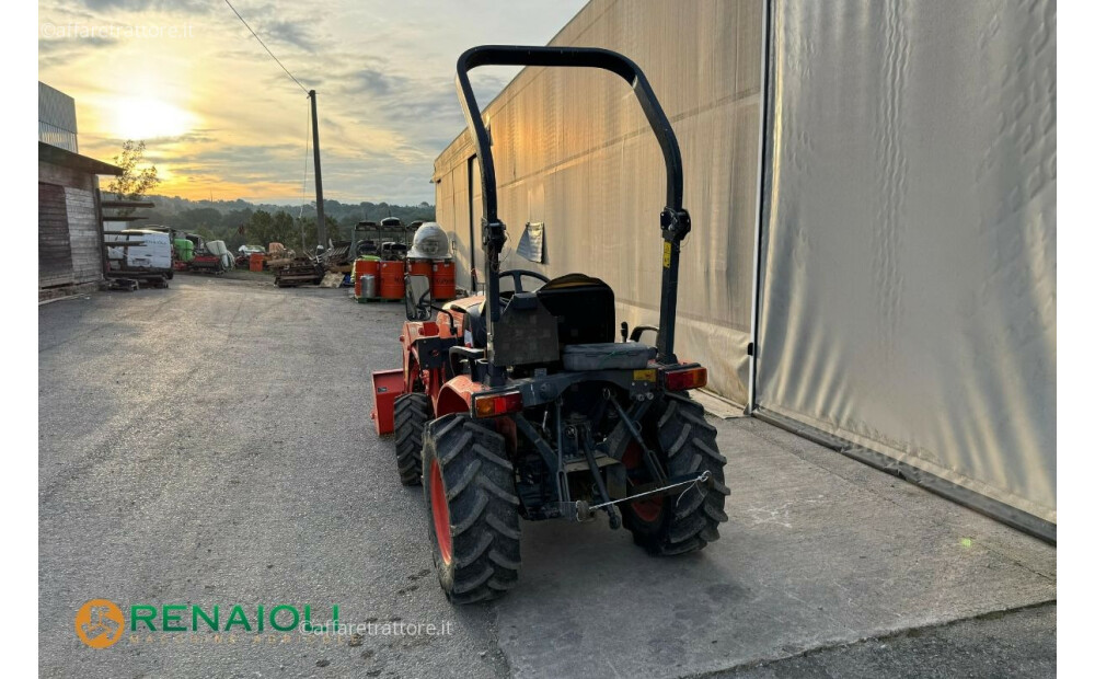 Kubota WHEELED TRACTOR 26 HP B 2650 DW + LOADER LA424 KUBOTA (CE4157) Used - 6