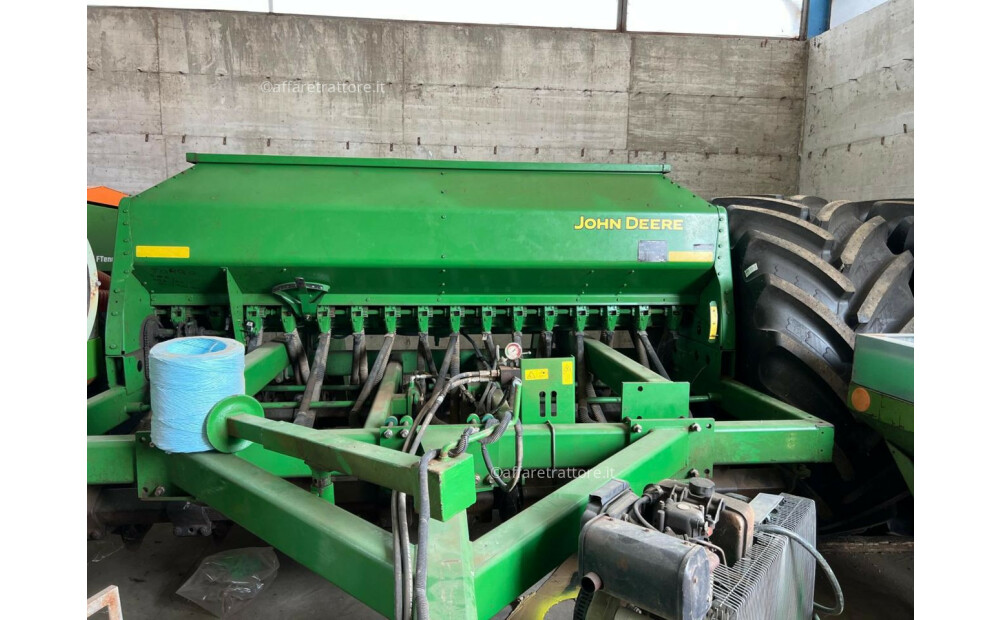 John Deere 1590 Used - 2