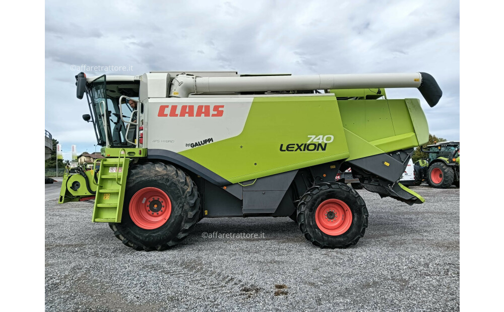 Claas LEXION 740 Used - 13