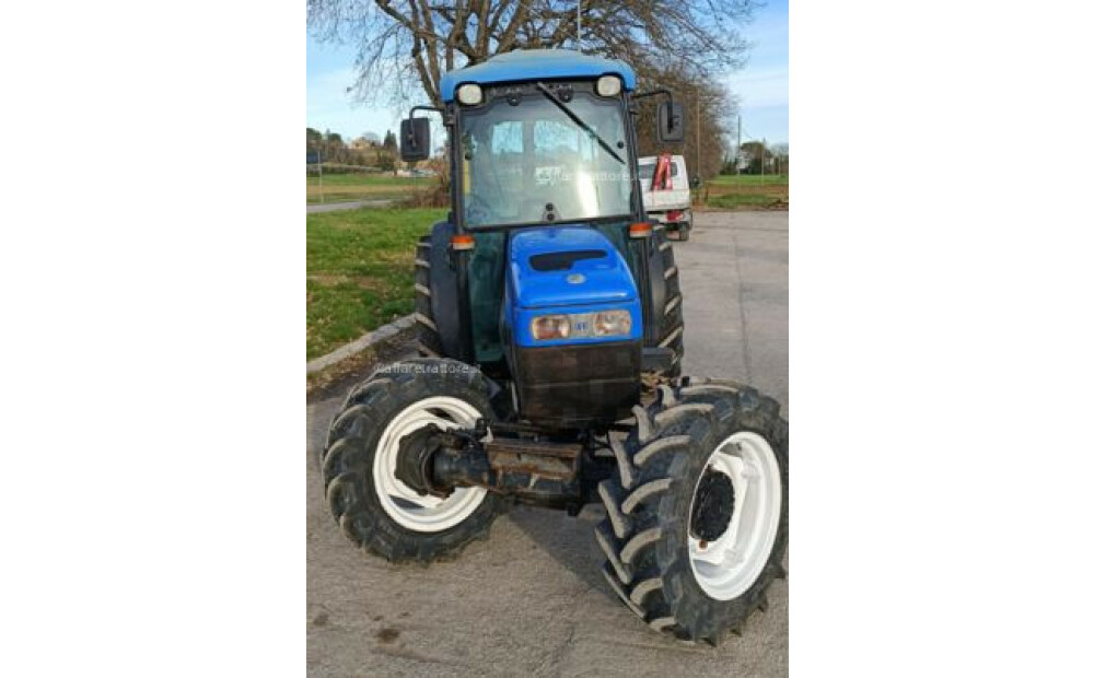 New Holland TN95FA Used - 9