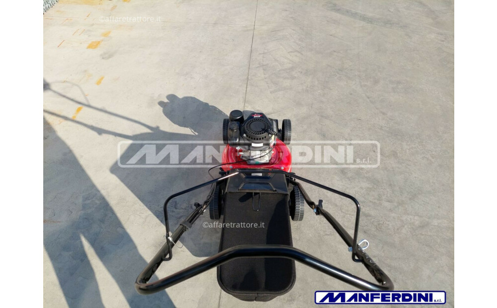 MTD Smart 42 PO Petrol Lawn Mower New - 7