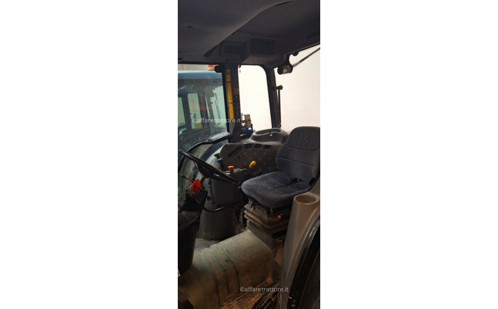 New Holland TN95DA Used - 4