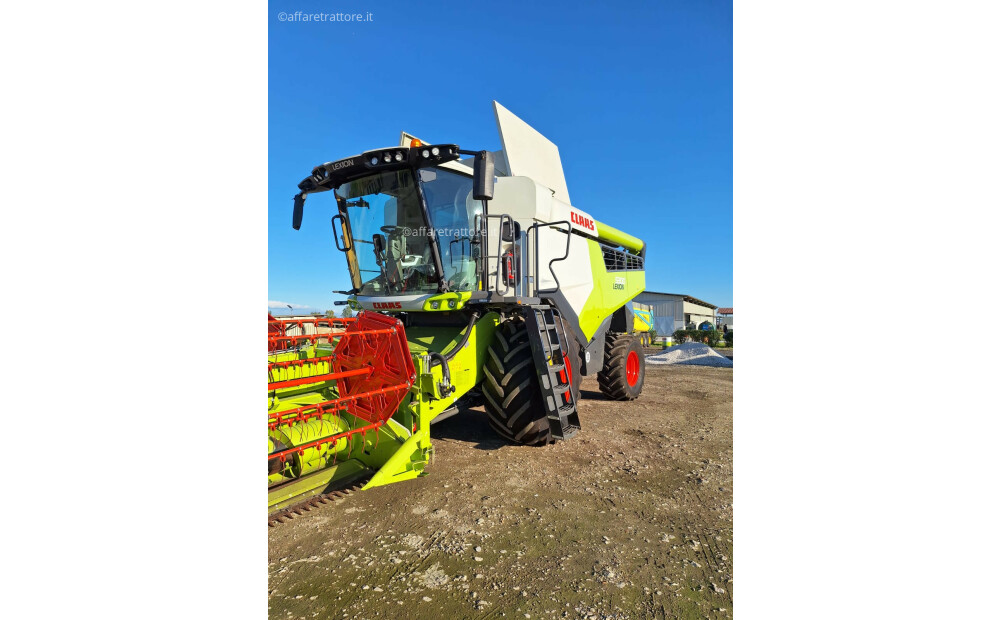 Claas LEXION 5300 Used - 1