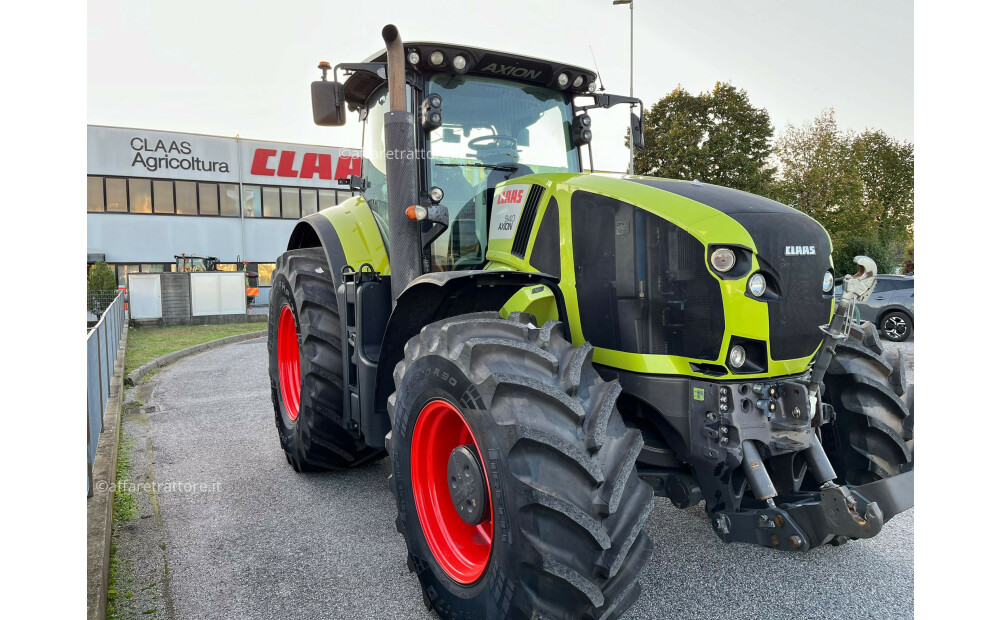 Claas AXION 940 Used - 1