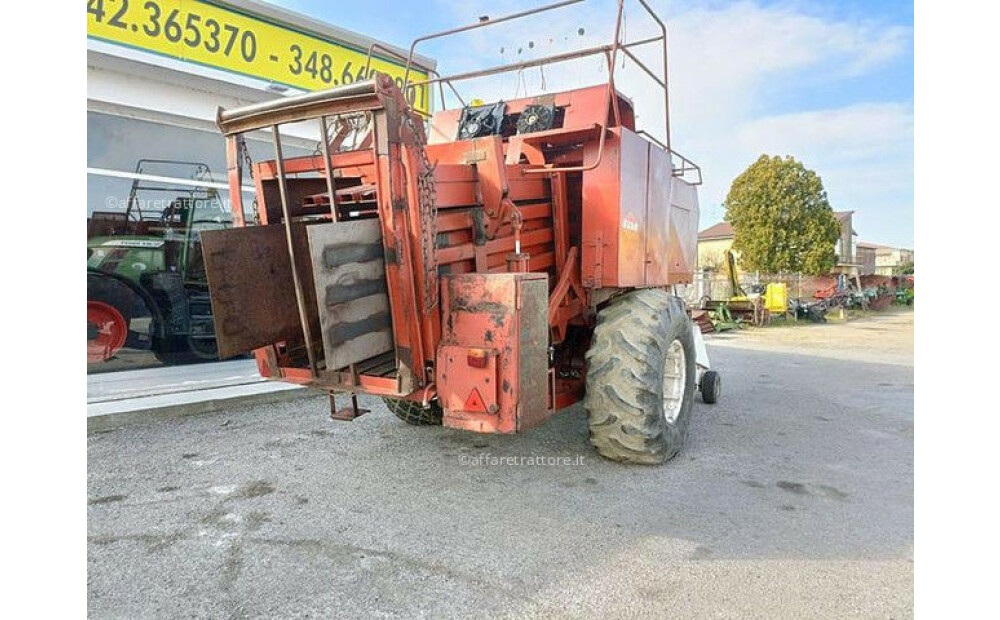 Hesston - Fiatagri 4800 Used - 9