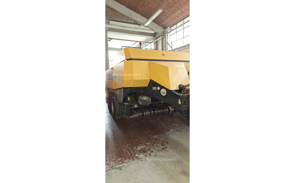 New Holland BB960A Used - 3