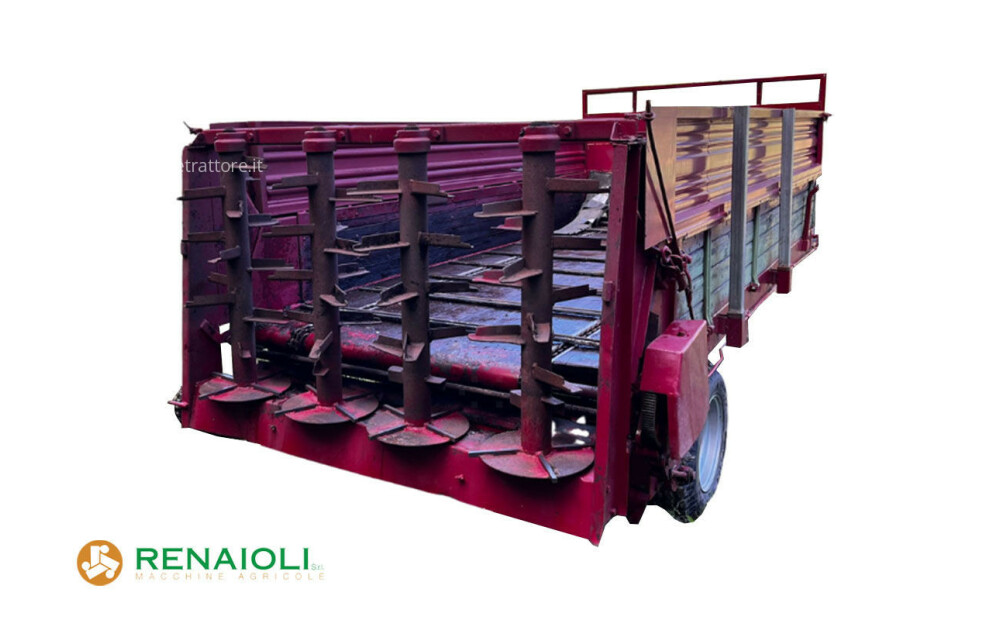 Handcrafted MANURE SPREADER TRAILER WITH 4 VERTICAL ROLLERS HANDCRAFTED PRODUCTION (TA10724) Used - 4