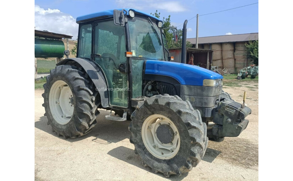 New Holland TN75D Used - 4