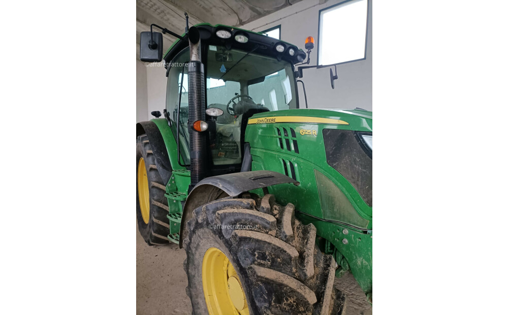 John Deere 6125 R Used - 4