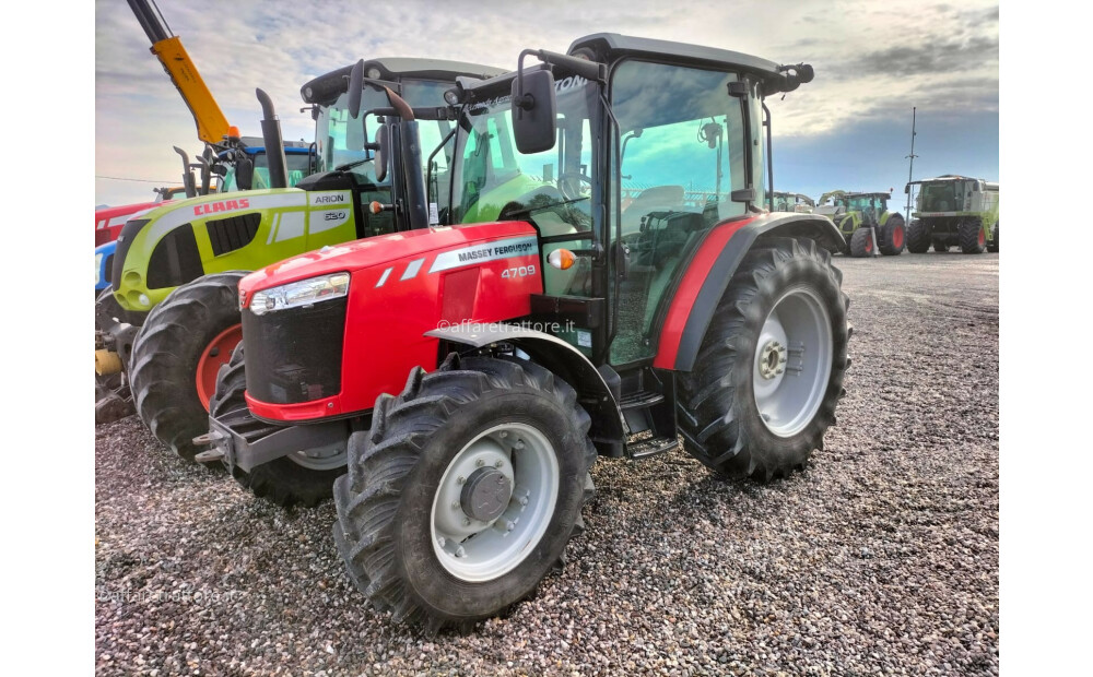 Massey Ferguson MF 4709 Used - 4