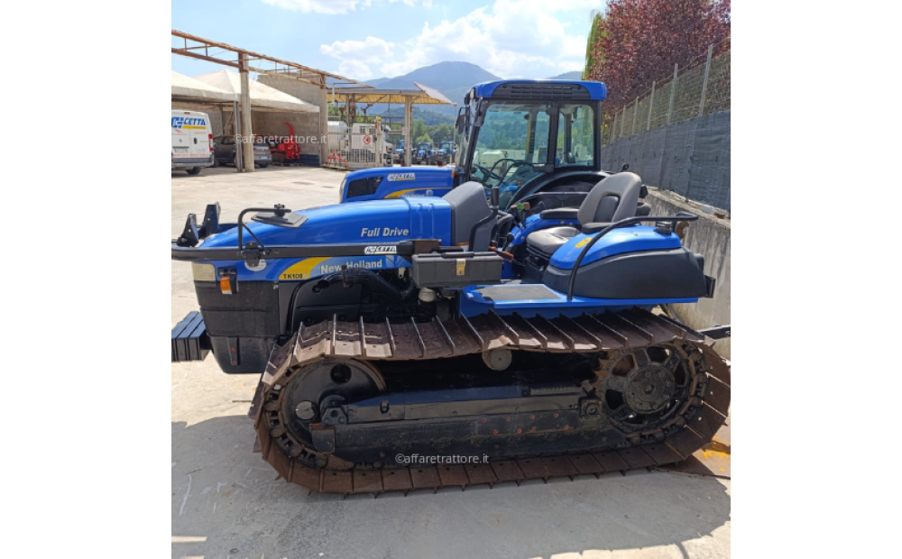 New Holland TK100 Crawler Used - 5