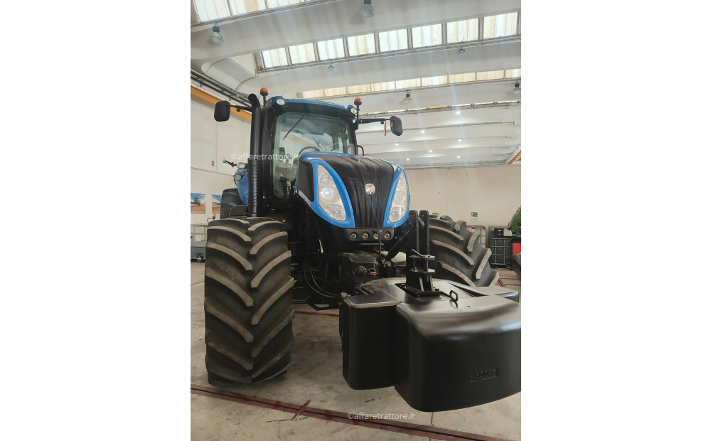 New Holland T8.390 Used - 5