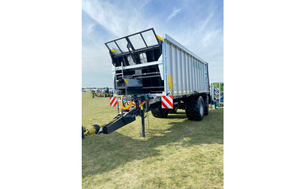 94477 Mistreuer / Manure spreader / Epandeur à fumier / Rimorchio spandiletame / Разбрасыватель органических удобрений / Rozrzutnik obornika Tandem N268 Nowy - 1