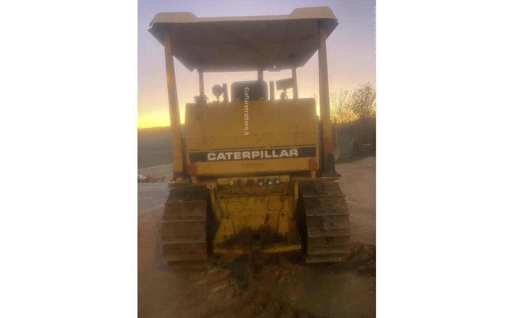 Caterpillar d4 e sa Used - 3