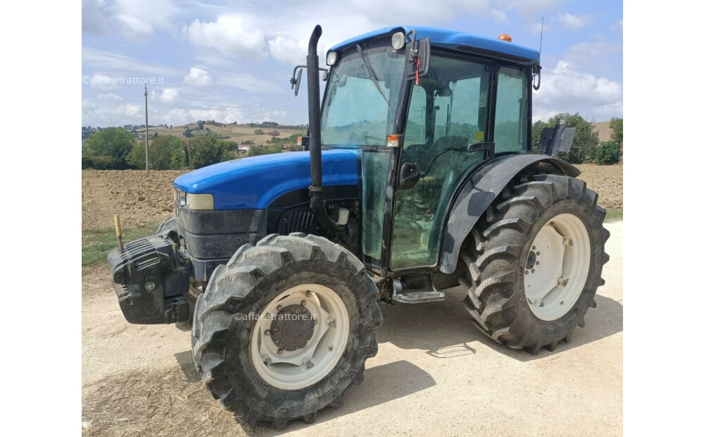 New Holland TN75D Used - 3