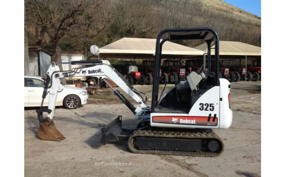 Bobcat 325 Used - 3