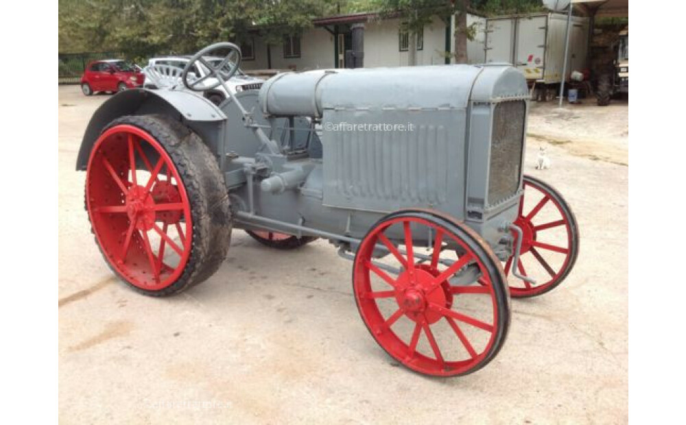 International Harvester IH Used - 11