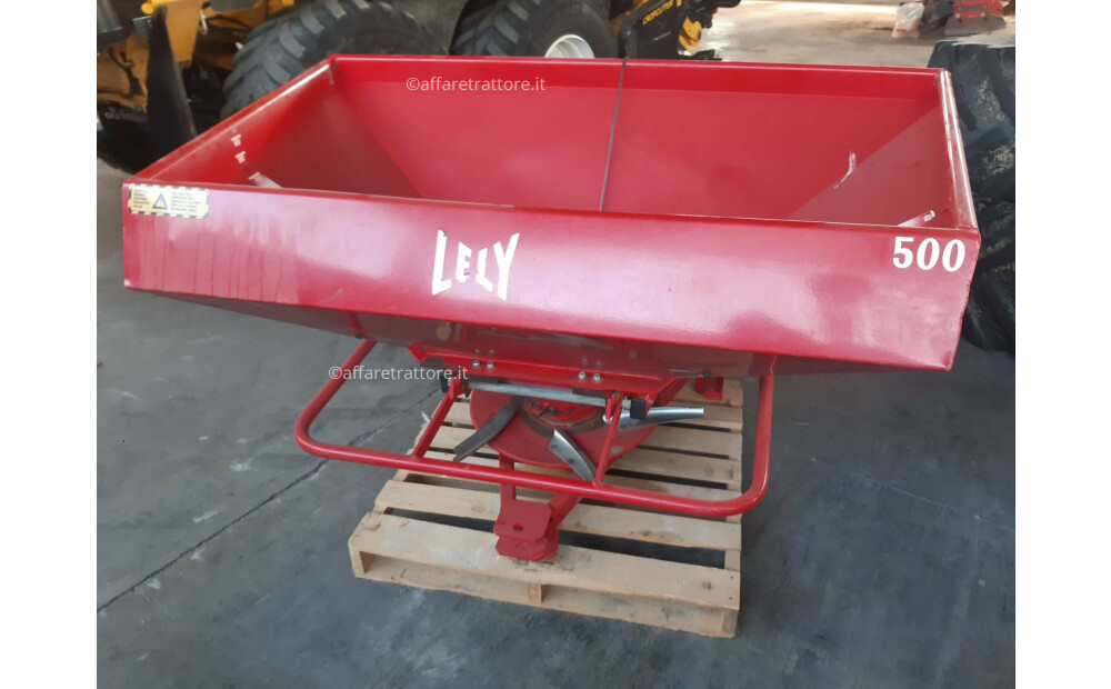 Lely 700 lt Used - 3