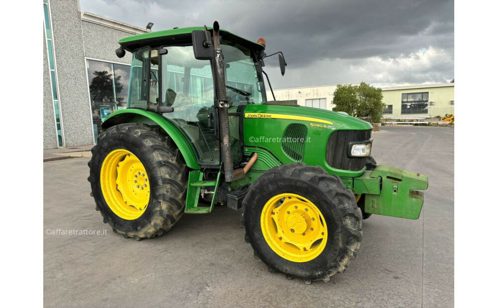 John Deere 5090R Used - 1