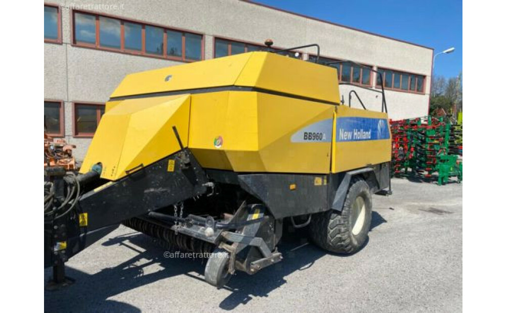 New Holland BB 960A Used - 3