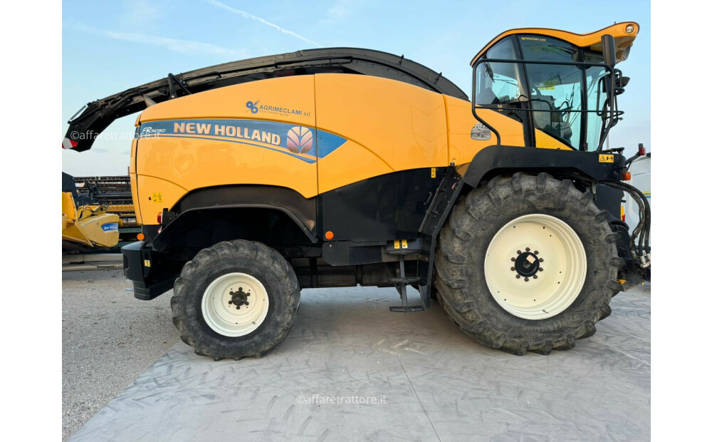 New Holland FR9090 Used - 5