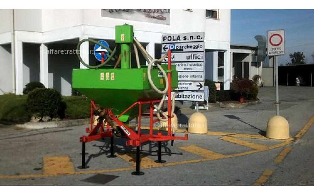 USED RS7.S BELL FERTILIZER SPREADER - 2