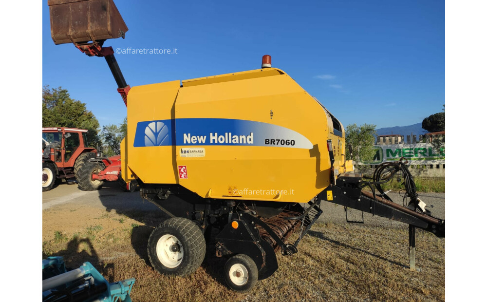 Rotopressa usata New Holland BR 7060 - 3