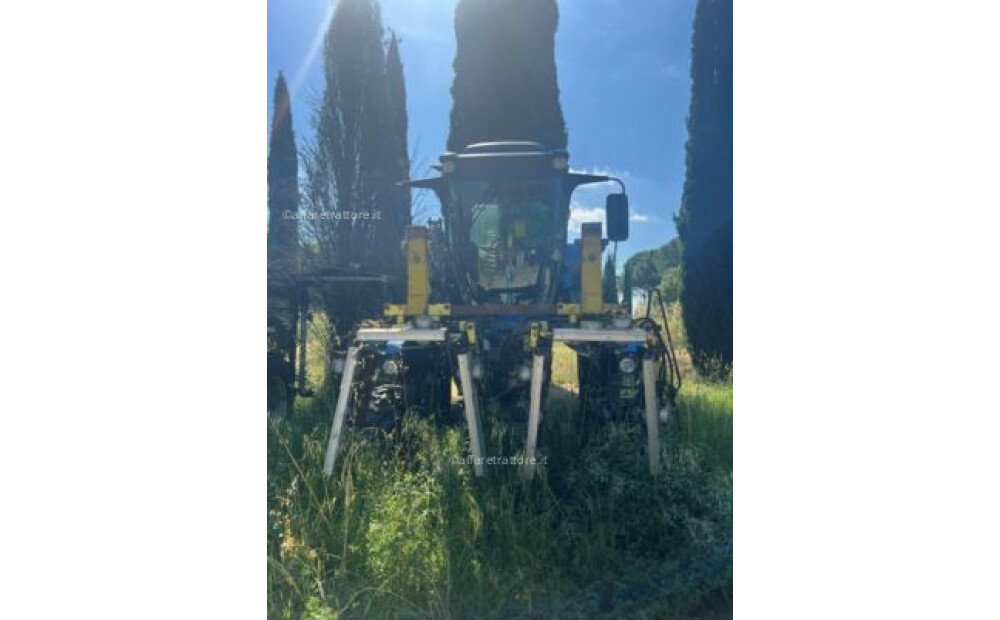 New Holland VN 260 + vendemmiatrice + lamette Used - 8