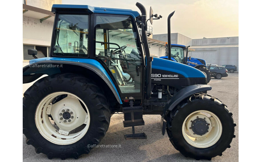 New Holland TS 90 - 2