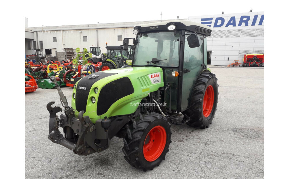 CLAAS NEXOS 240 VL / 958 tractor - 2