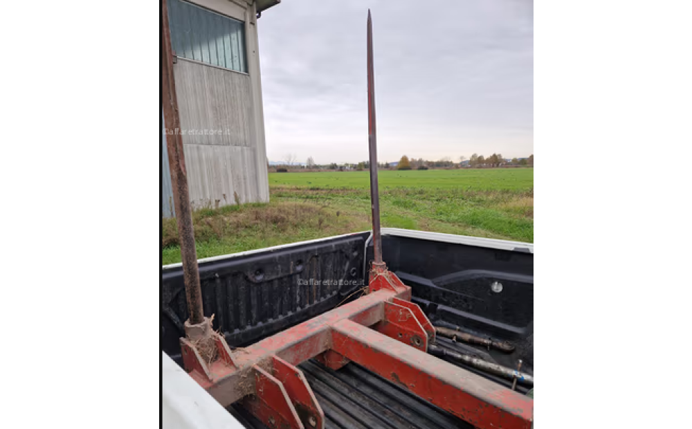 Used fork for round bales - 1