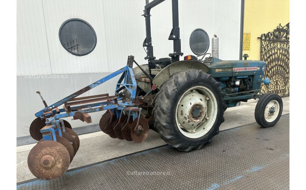 Ford 3000 Tractor - 50 hp - 10