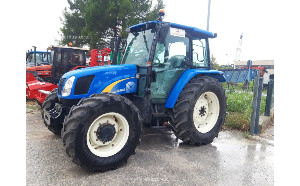 New Holland TL100/A Used - 4