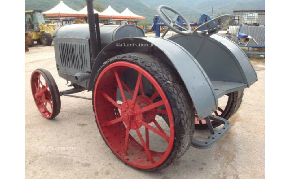 International Harvester IH Used - 8