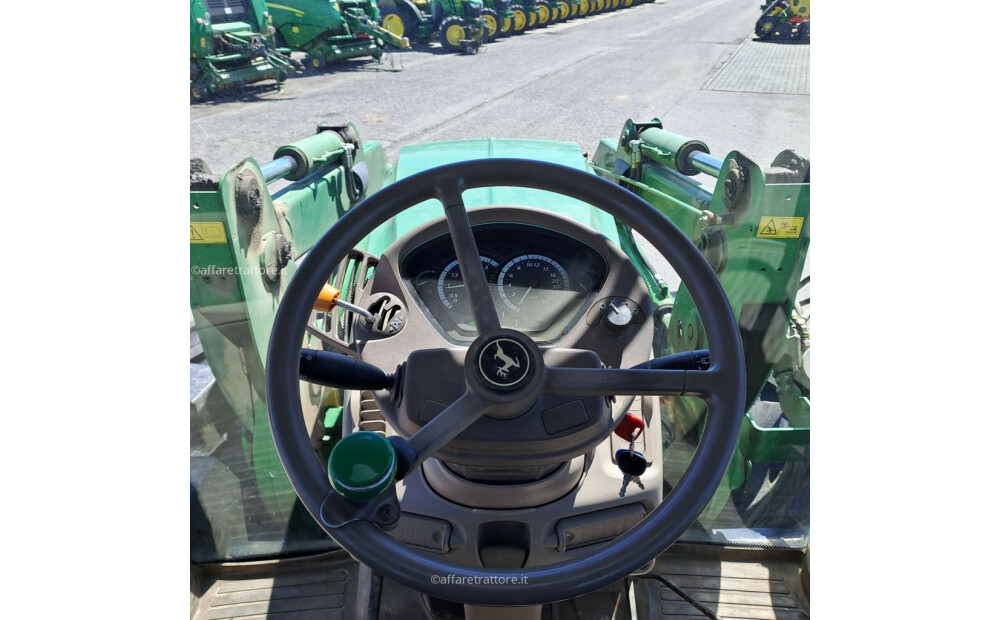 John Deere 6125R Used - 9